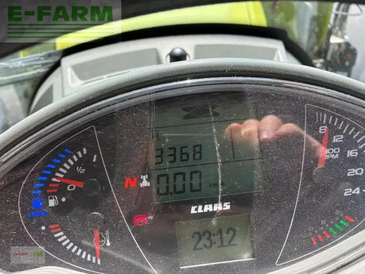 Tractor CLAAS arion 650 cmatic cis+ CMATIC CIS+