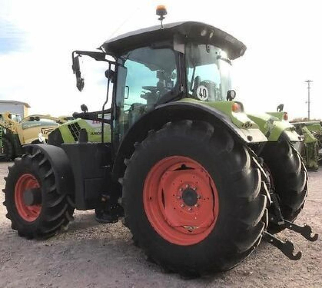 Tractor CLAAS arion 650 hexa