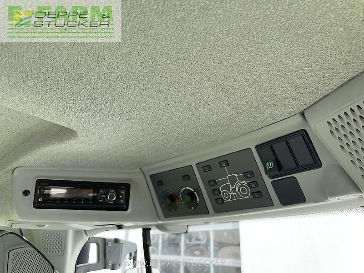 Tractor CLAAS arion 650 hexashift