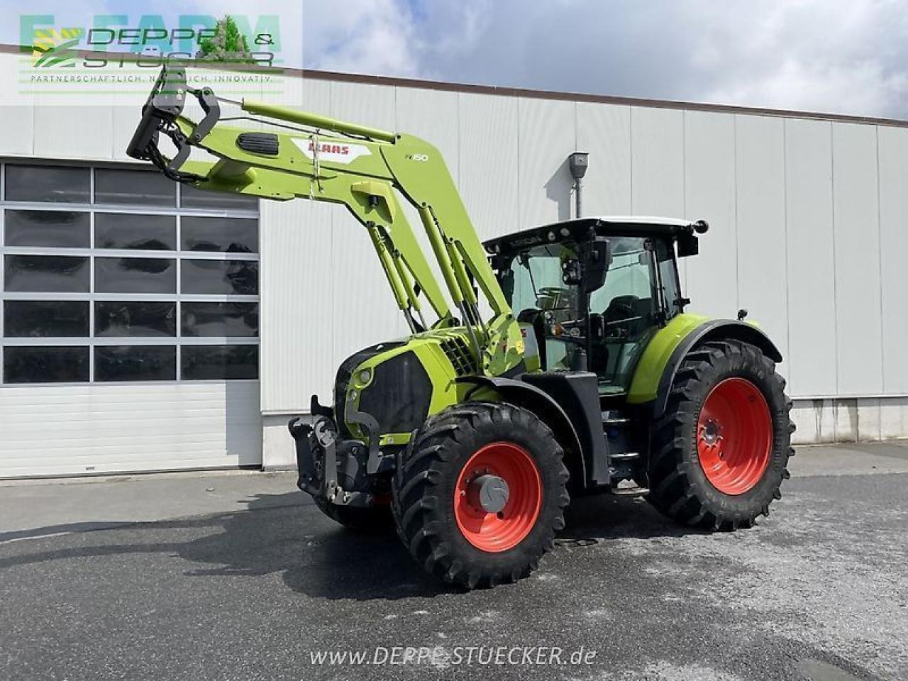 Tractor CLAAS arion 650 hexashift