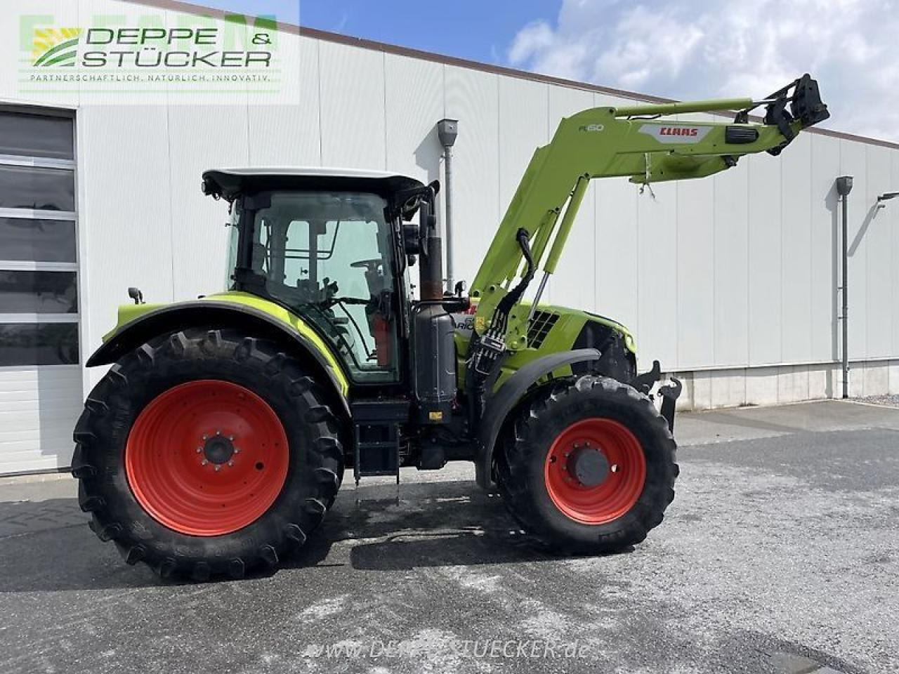 Tractor CLAAS arion 650 hexashift