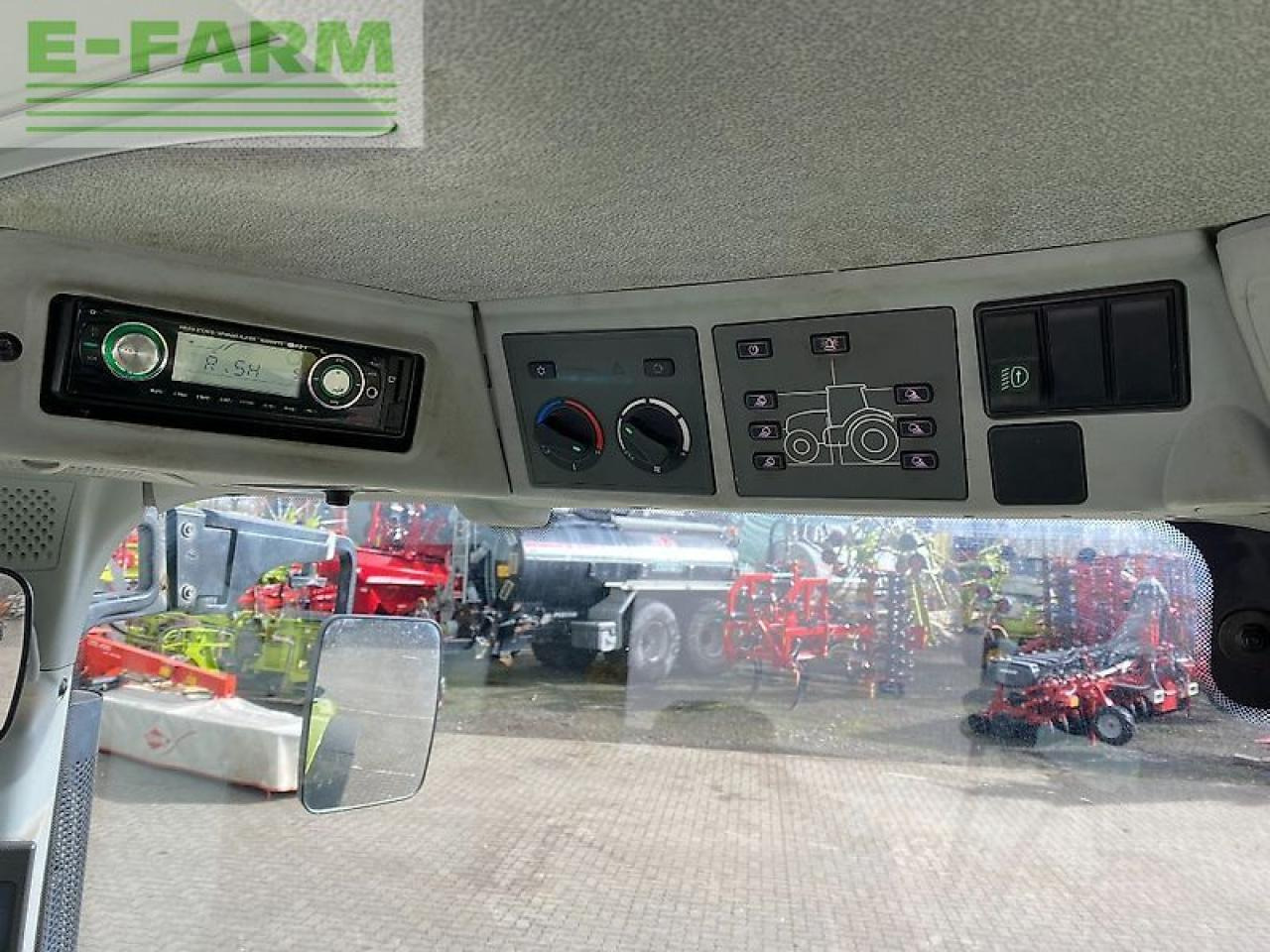 Tractor CLAAS arion 650 hexashift cis HEXASHIFT CIS