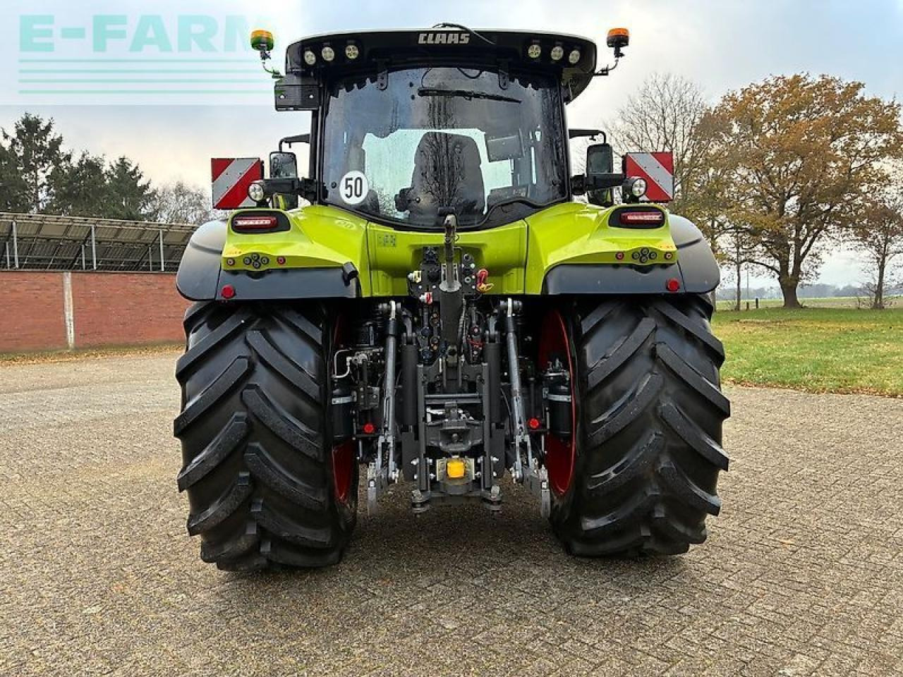 Tractor CLAAS arion 660