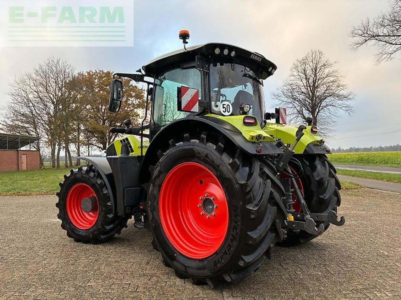 Tractor CLAAS arion 660