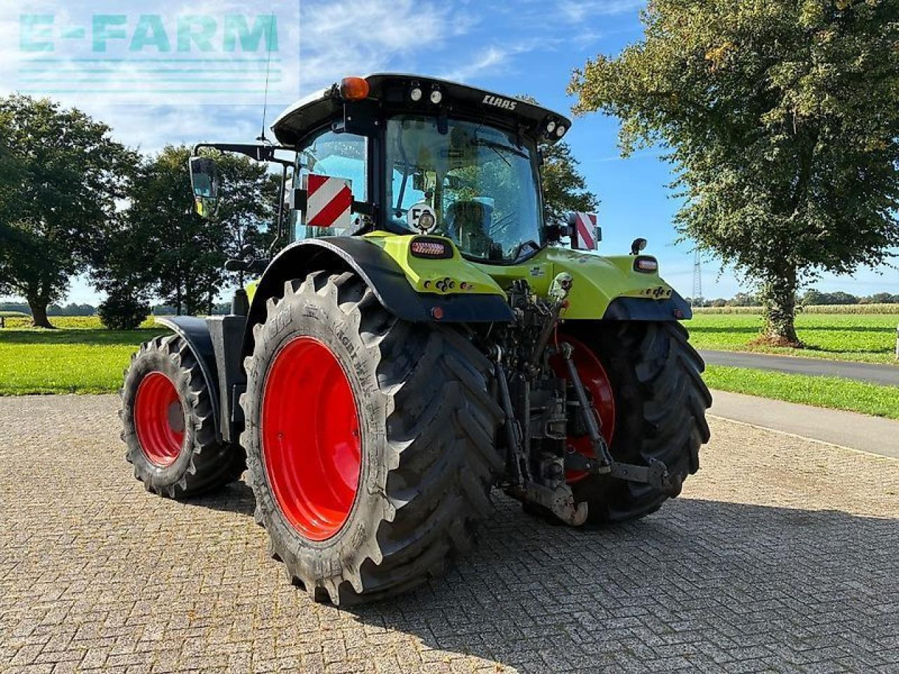 Tractor CLAAS arion 660 cebis