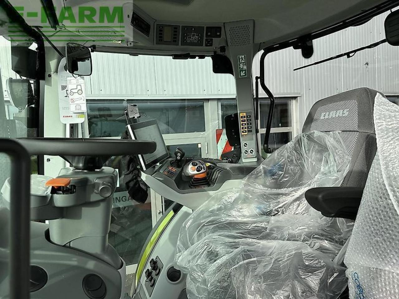 Tractor CLAAS arion 660 cebis cmatic CMATIC CEBIS