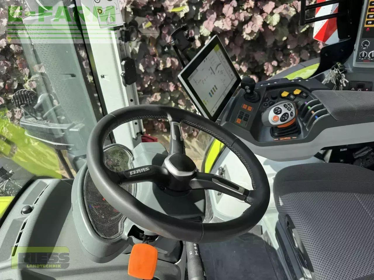 Tractor CLAAS arion 660 cebis cmatic a97 CMATIC CEBIS