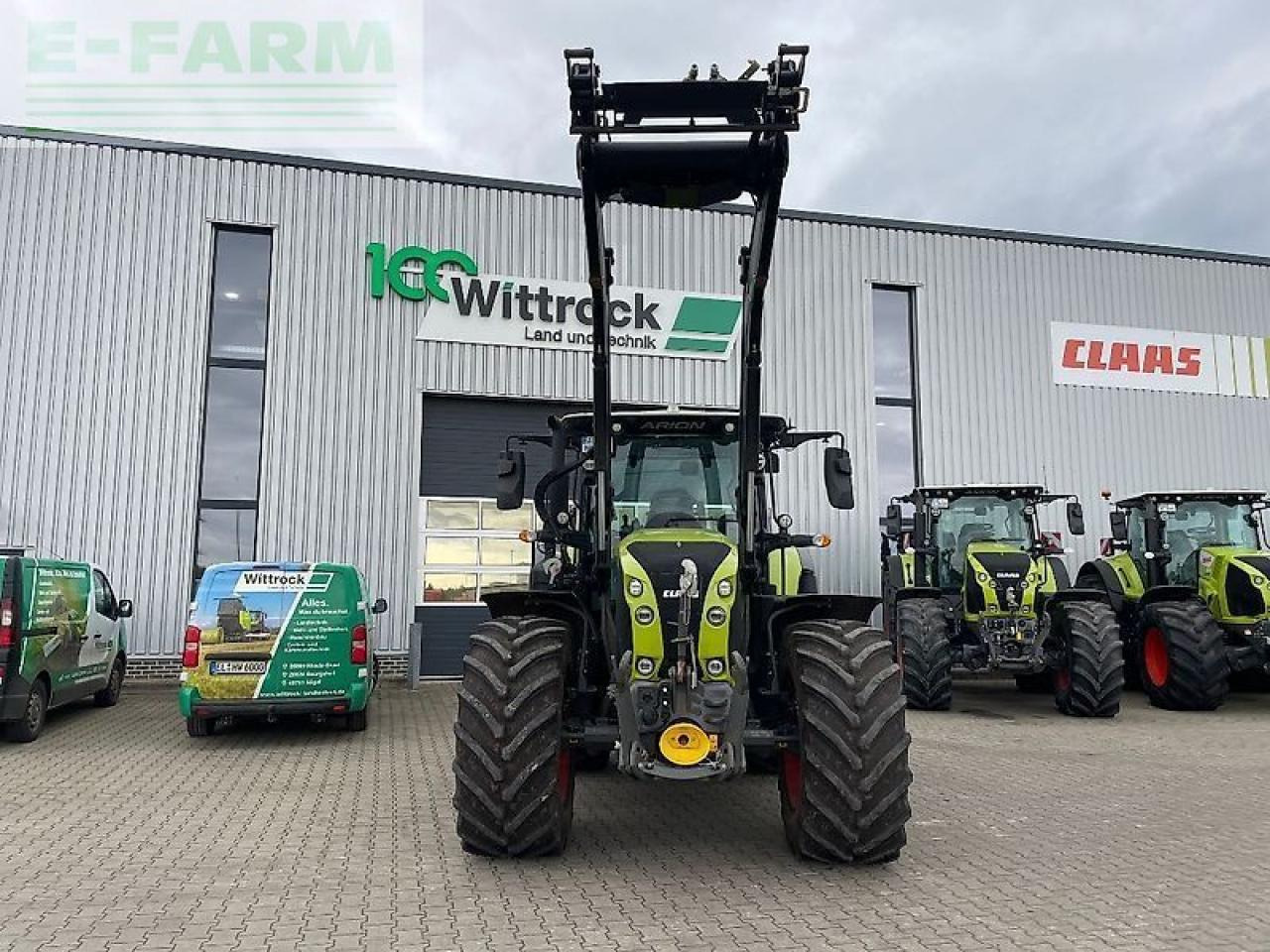 Tractor CLAAS arion 660 cis+