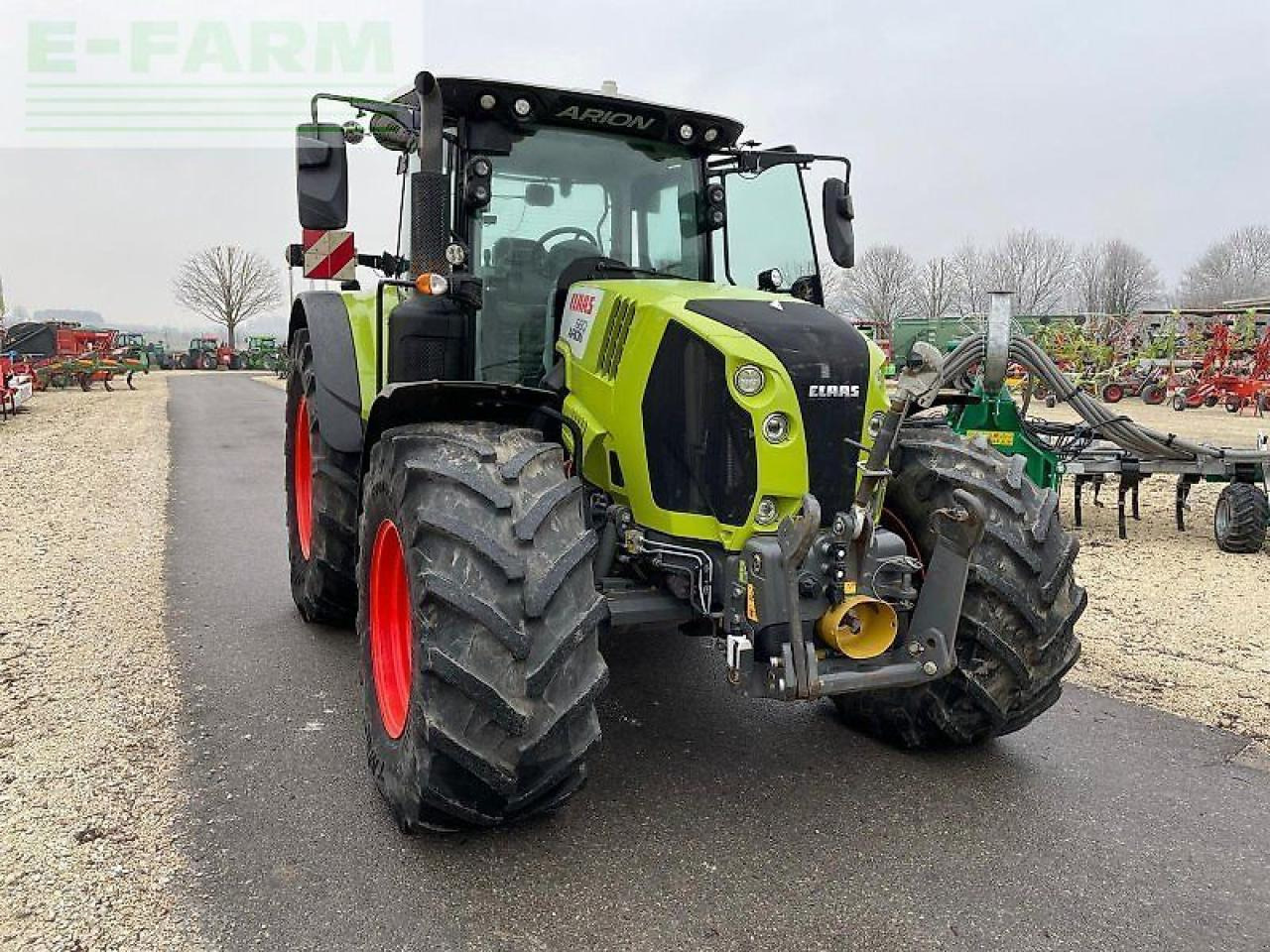 Tractor CLAAS arion 660 cis + CMATIC CIS+