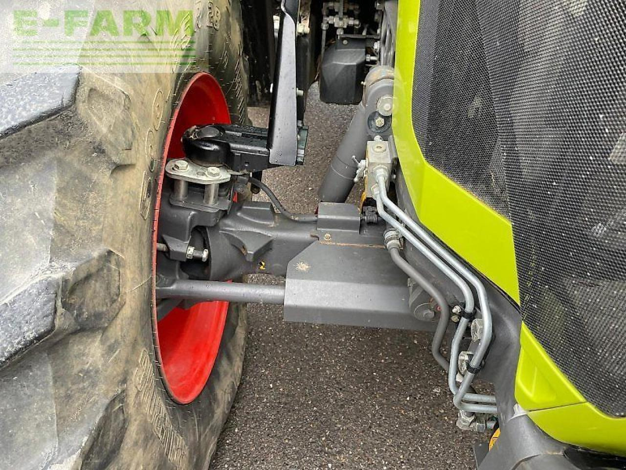 Tractor CLAAS arion 660 cis + CMATIC CIS+