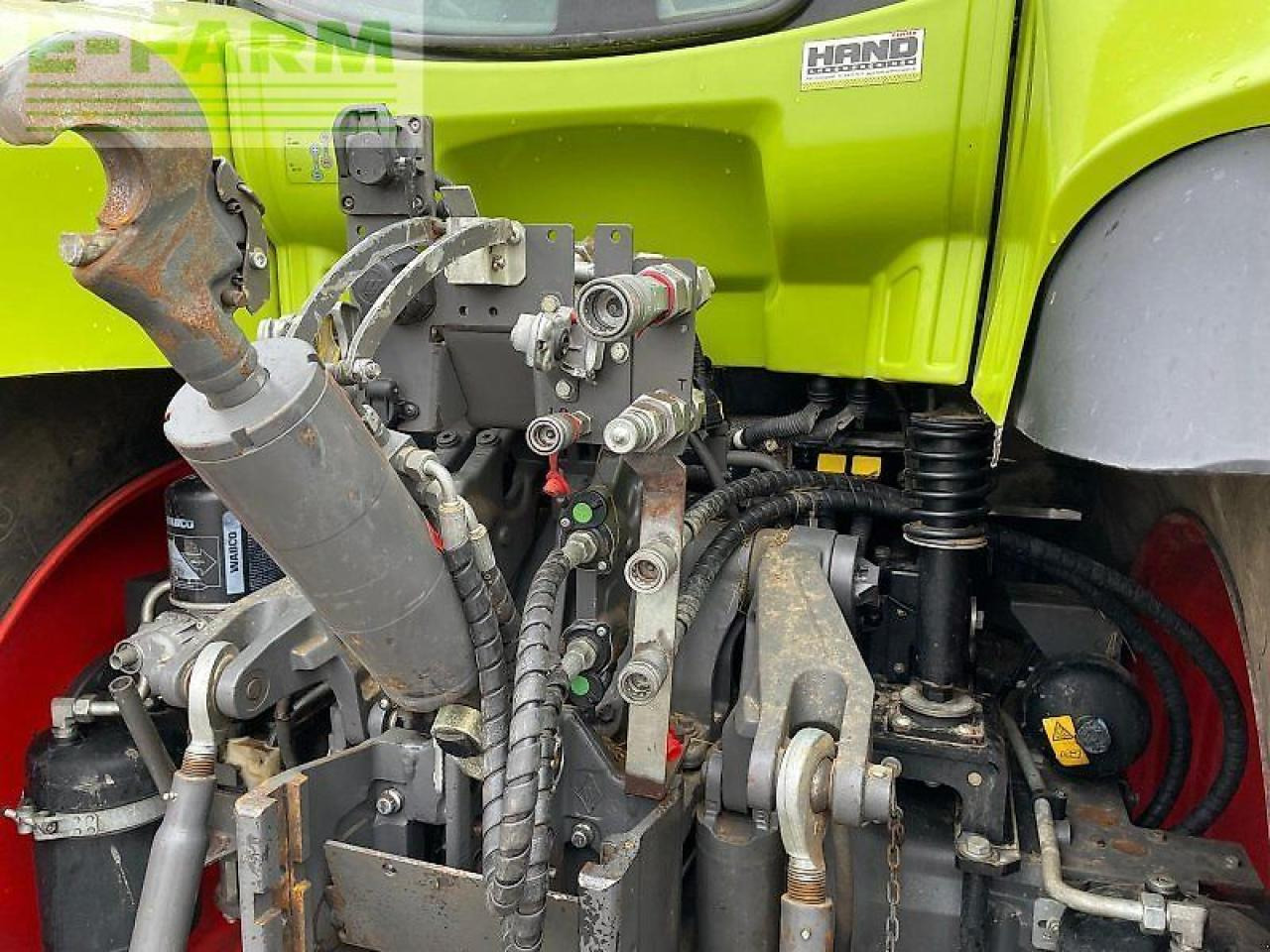 Tractor CLAAS arion 660 cis + CMATIC CIS+