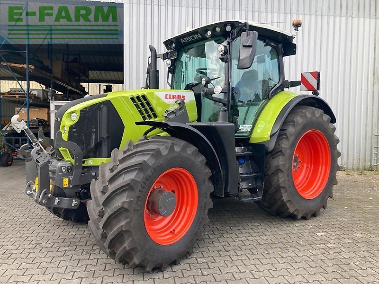 Tractor CLAAS arion 660 cmatic
