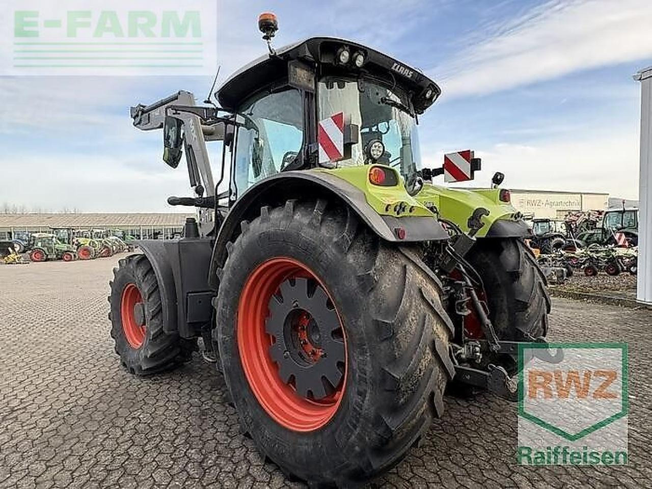 Tractor CLAAS arion 660 cmatic