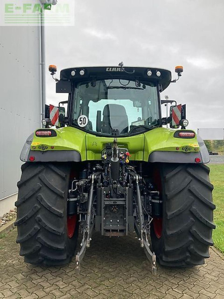 Tractor CLAAS arion 660 cmatic
