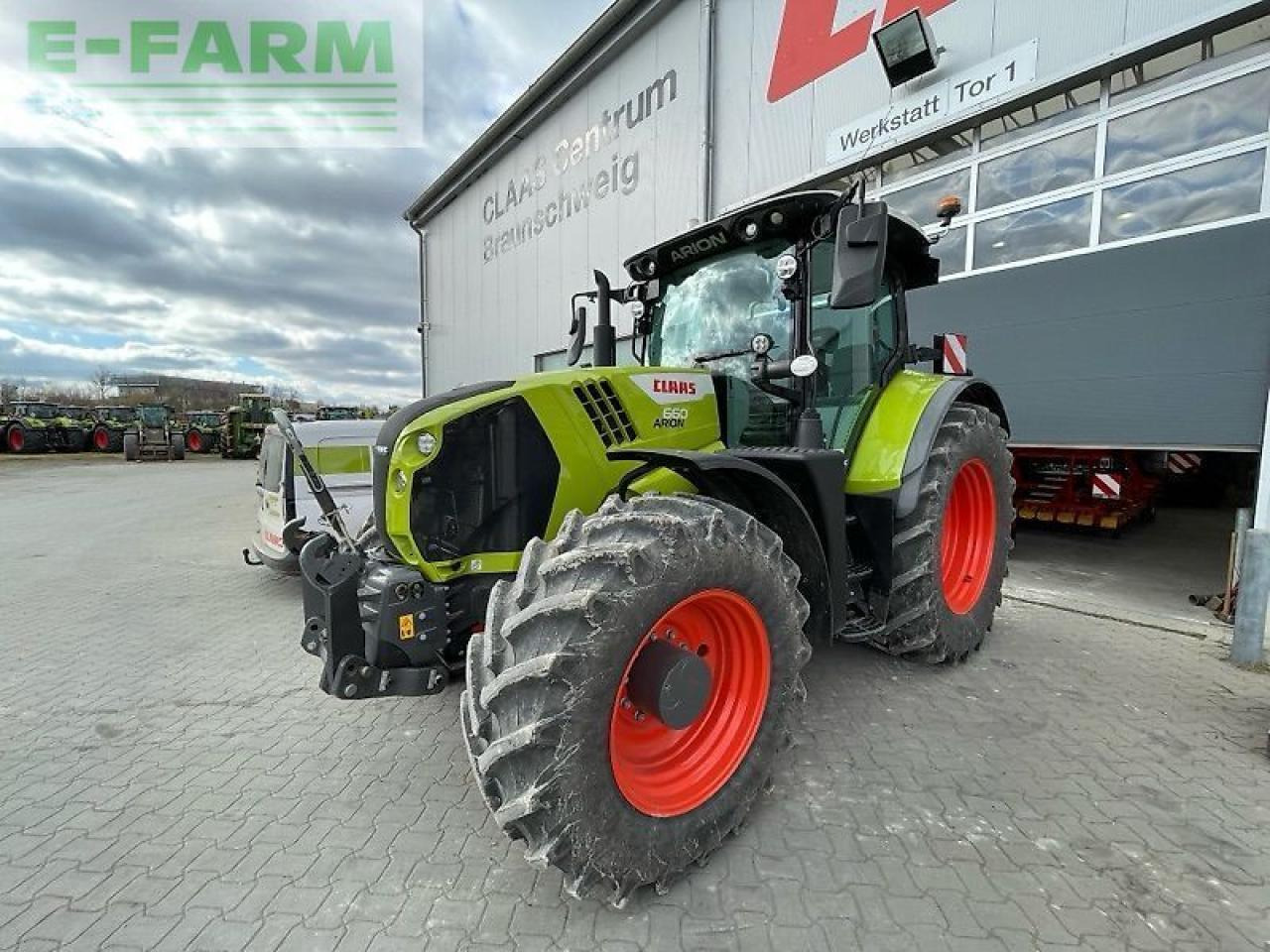 Tractor CLAAS arion 660 cmatic