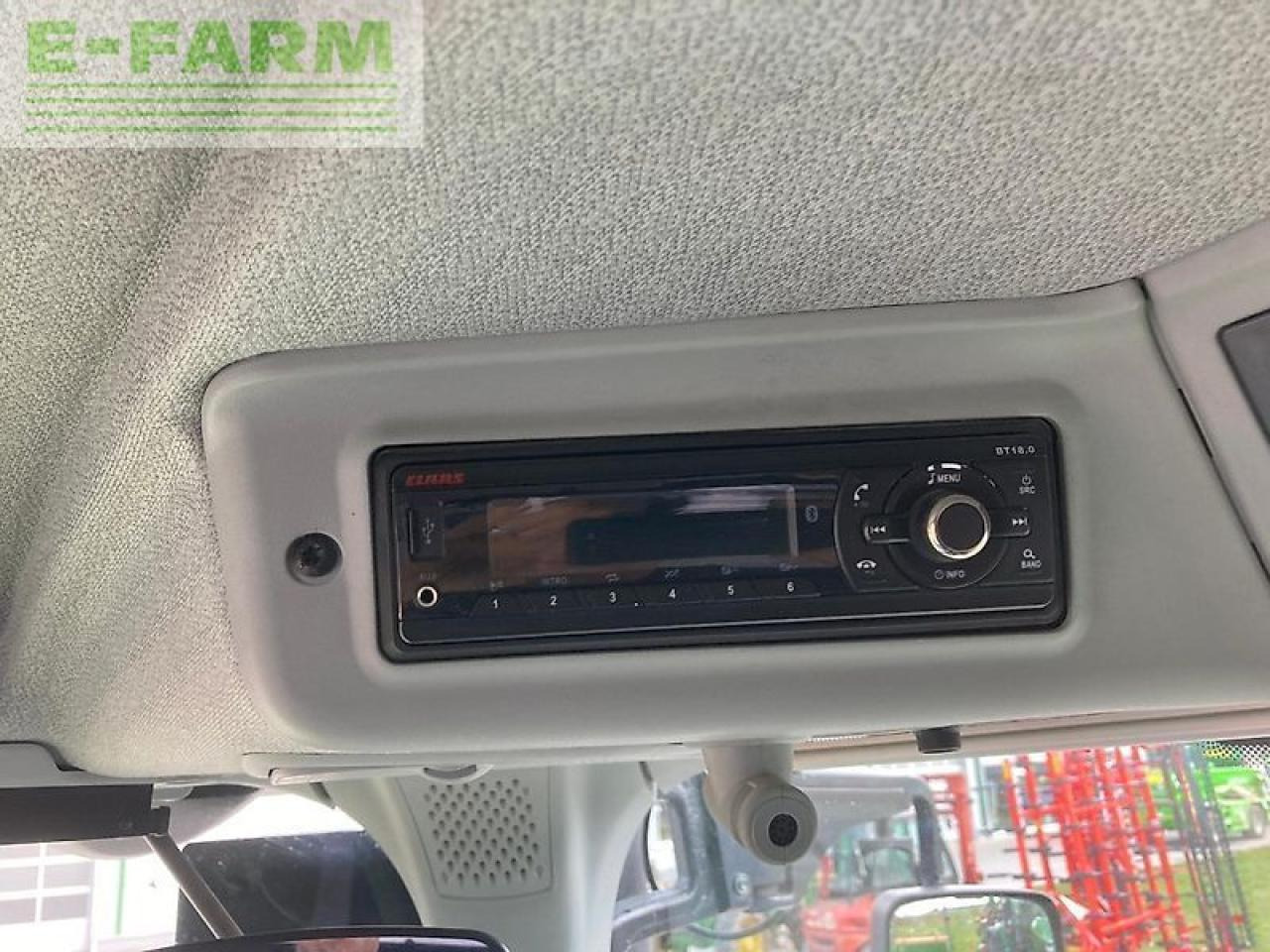 Tractor CLAAS arion 660 cmatic