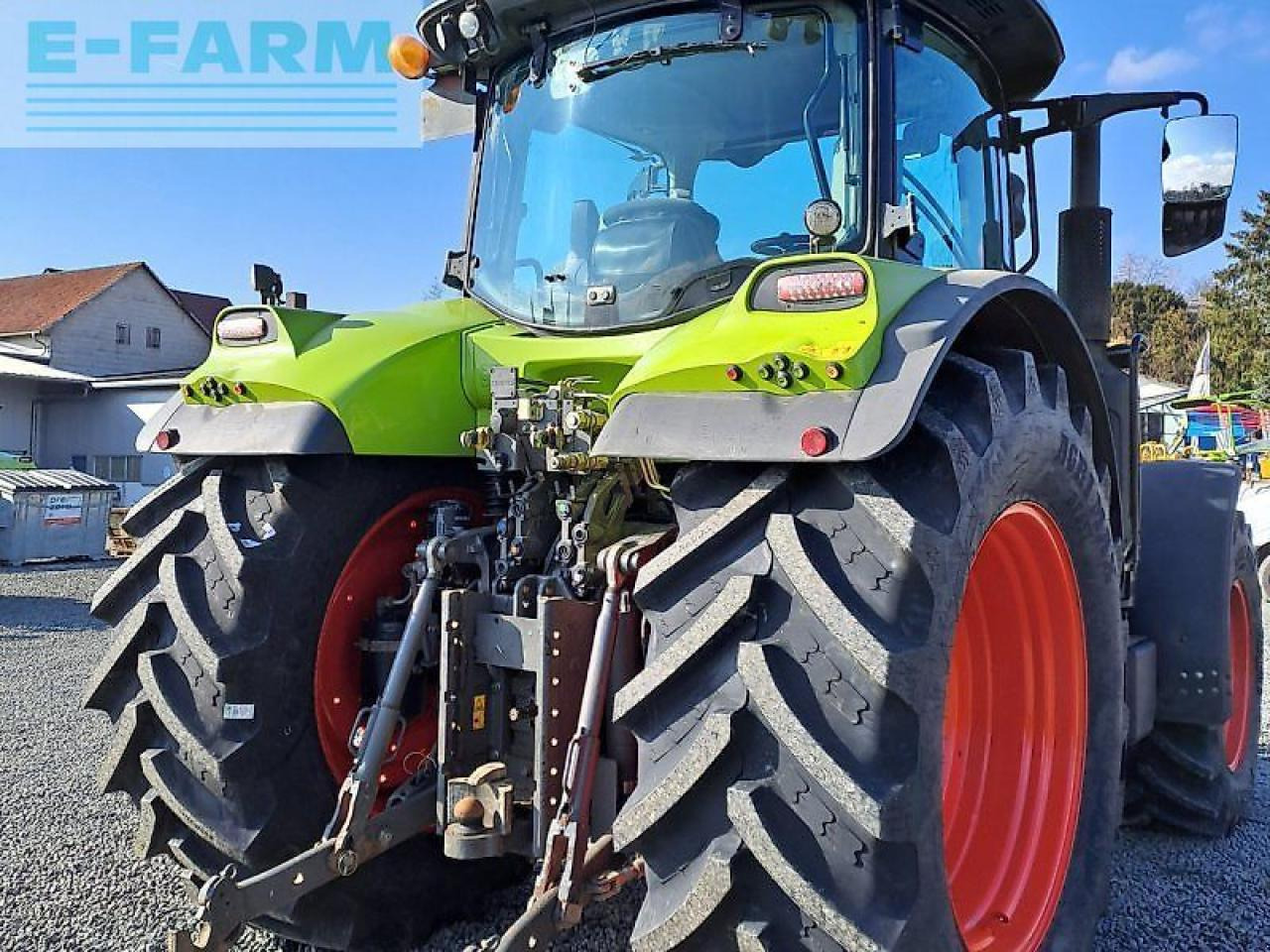 Tractor CLAAS arion 660 cmatic