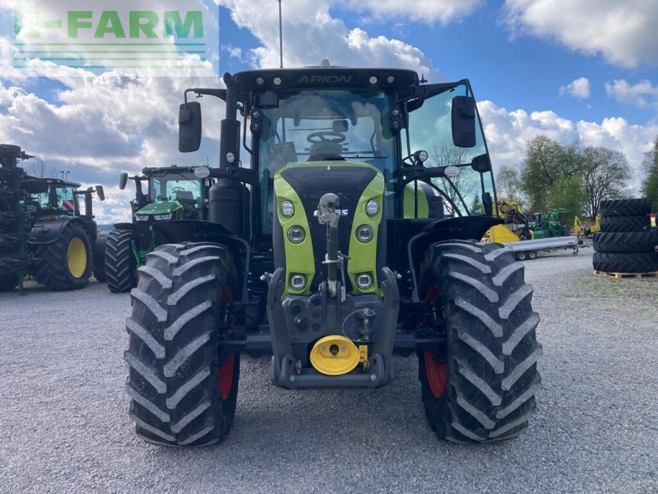 Tractor CLAAS arion 660 cmatic