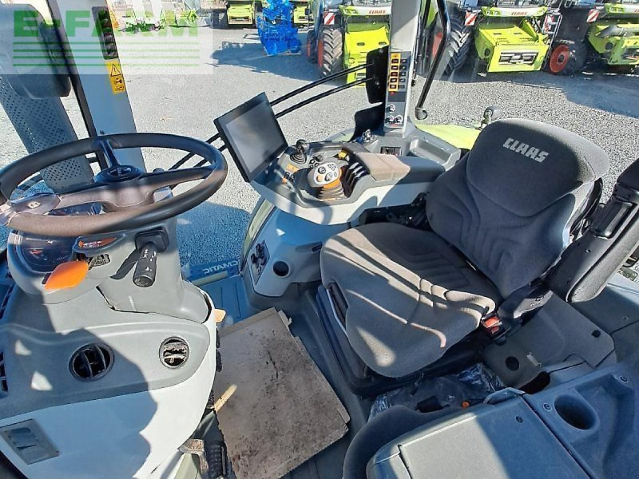 Tractor CLAAS arion 660 cmatic