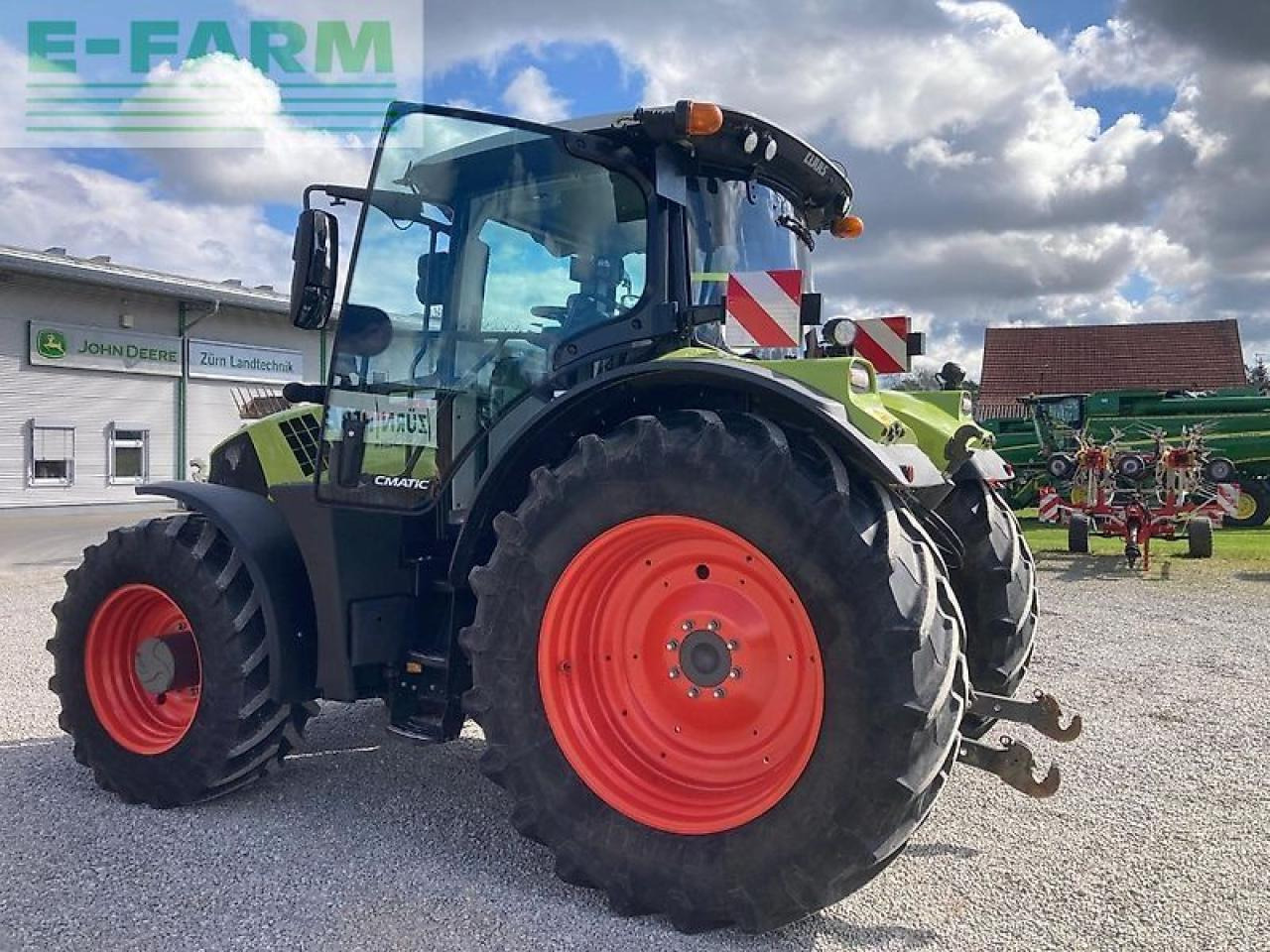 Tractor CLAAS arion 660 cmatic