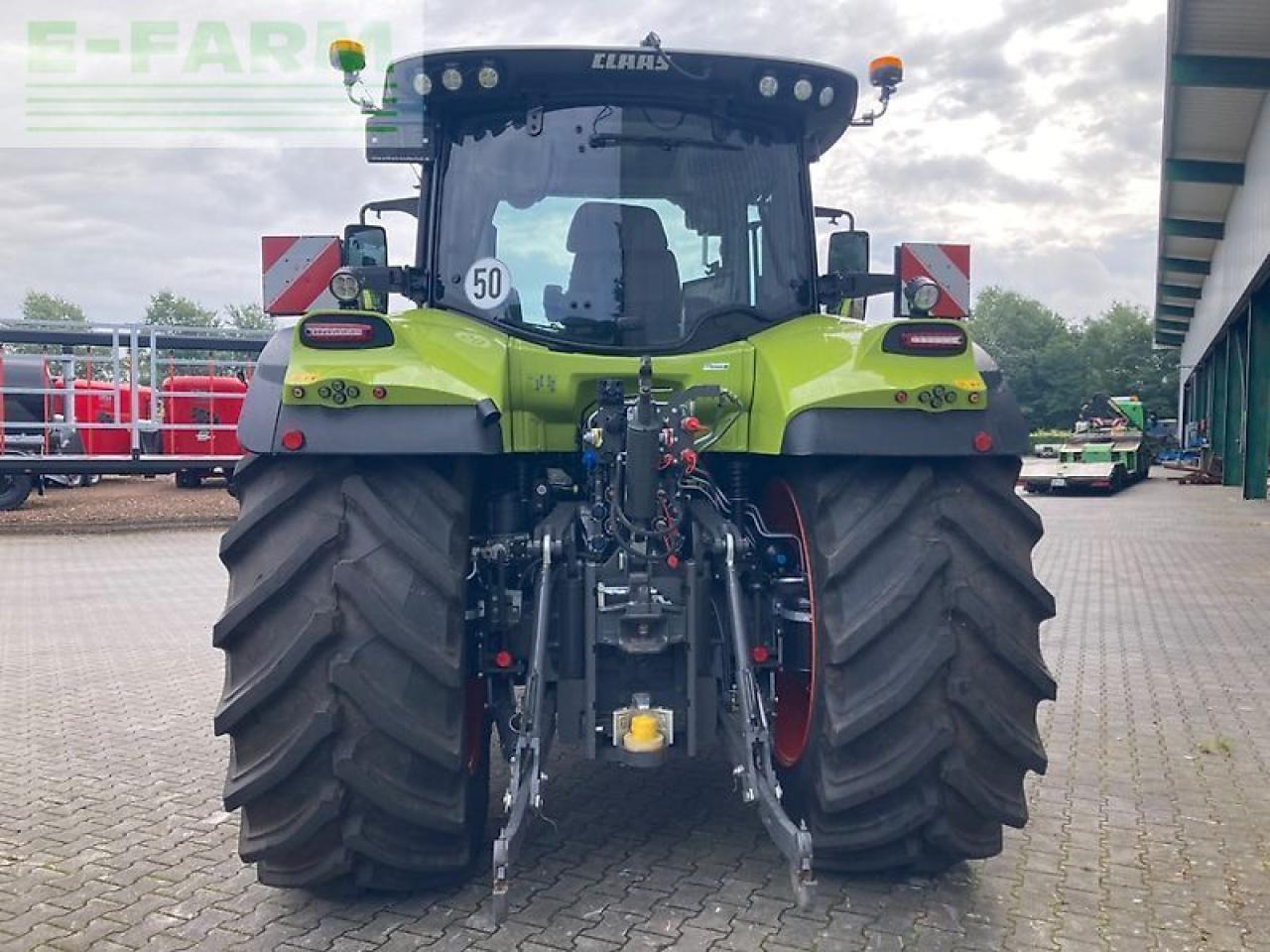 Tractor CLAAS arion 660 cmatic