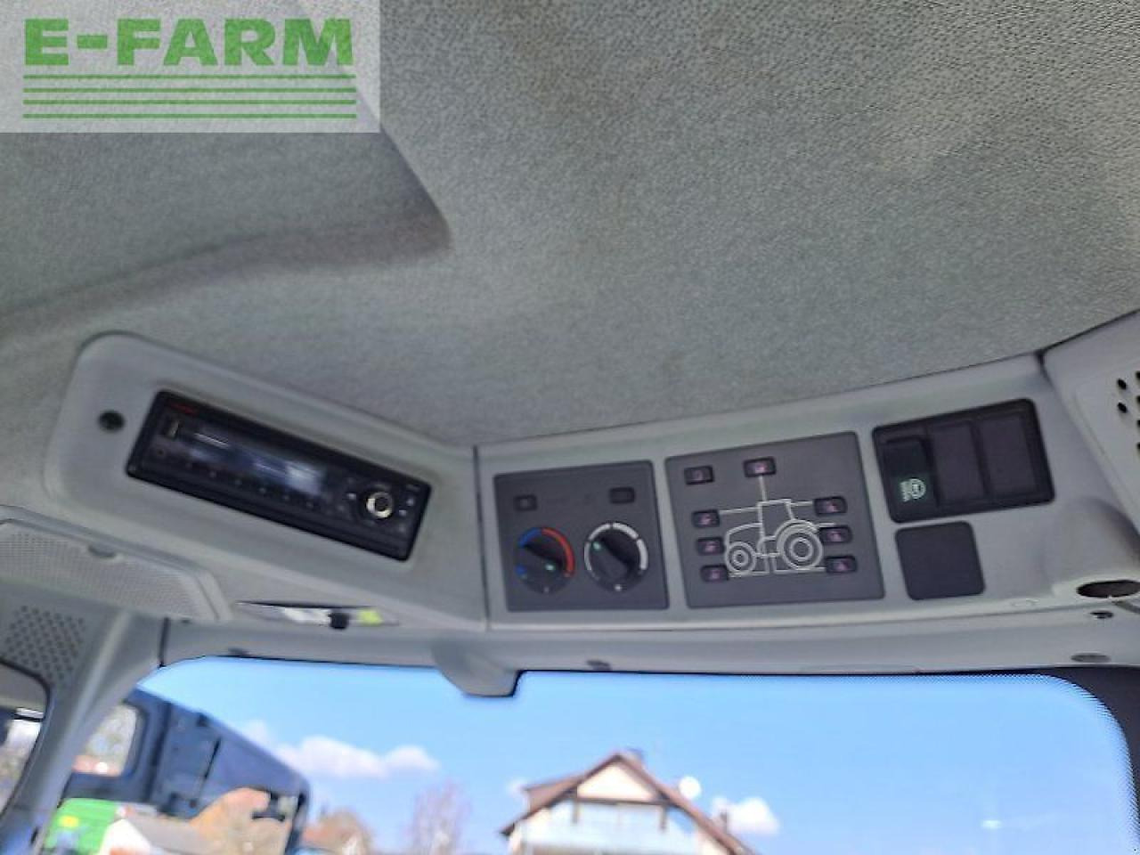 Tractor CLAAS arion 660 cmatic