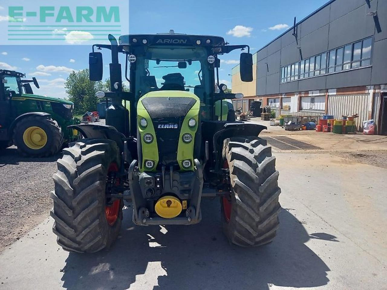 Tractor CLAAS arion 660 cmatic