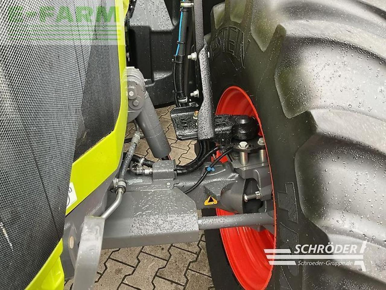 Tractor CLAAS arion 660 cmatic