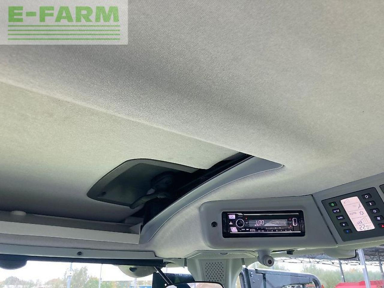 Tractor CLAAS arion 660 cmatic