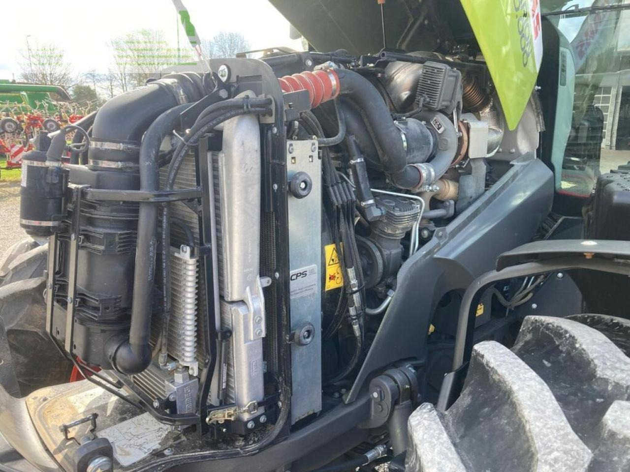 Tractor CLAAS arion 660 cmatic