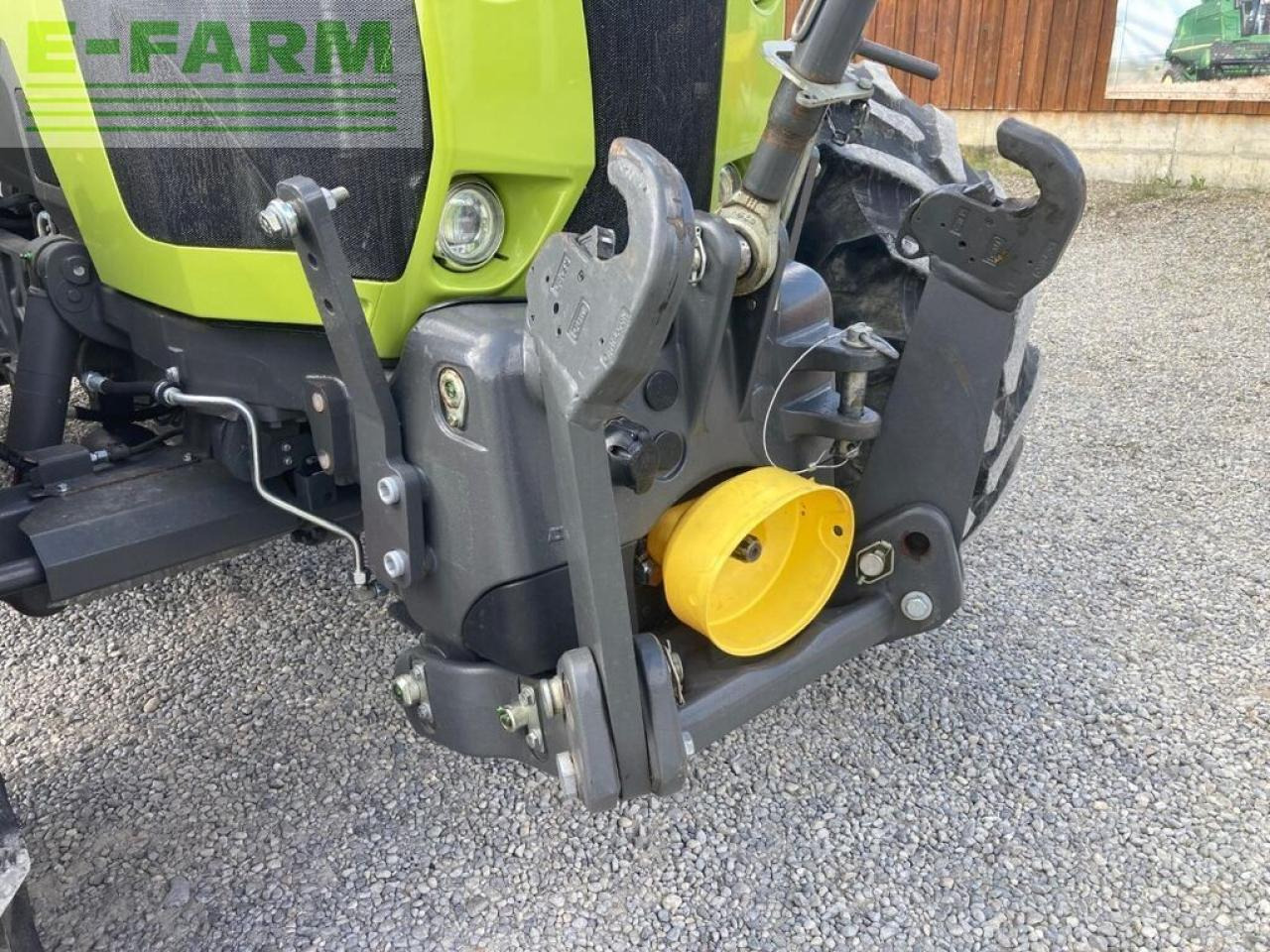 Tractor CLAAS arion 660 cmatic