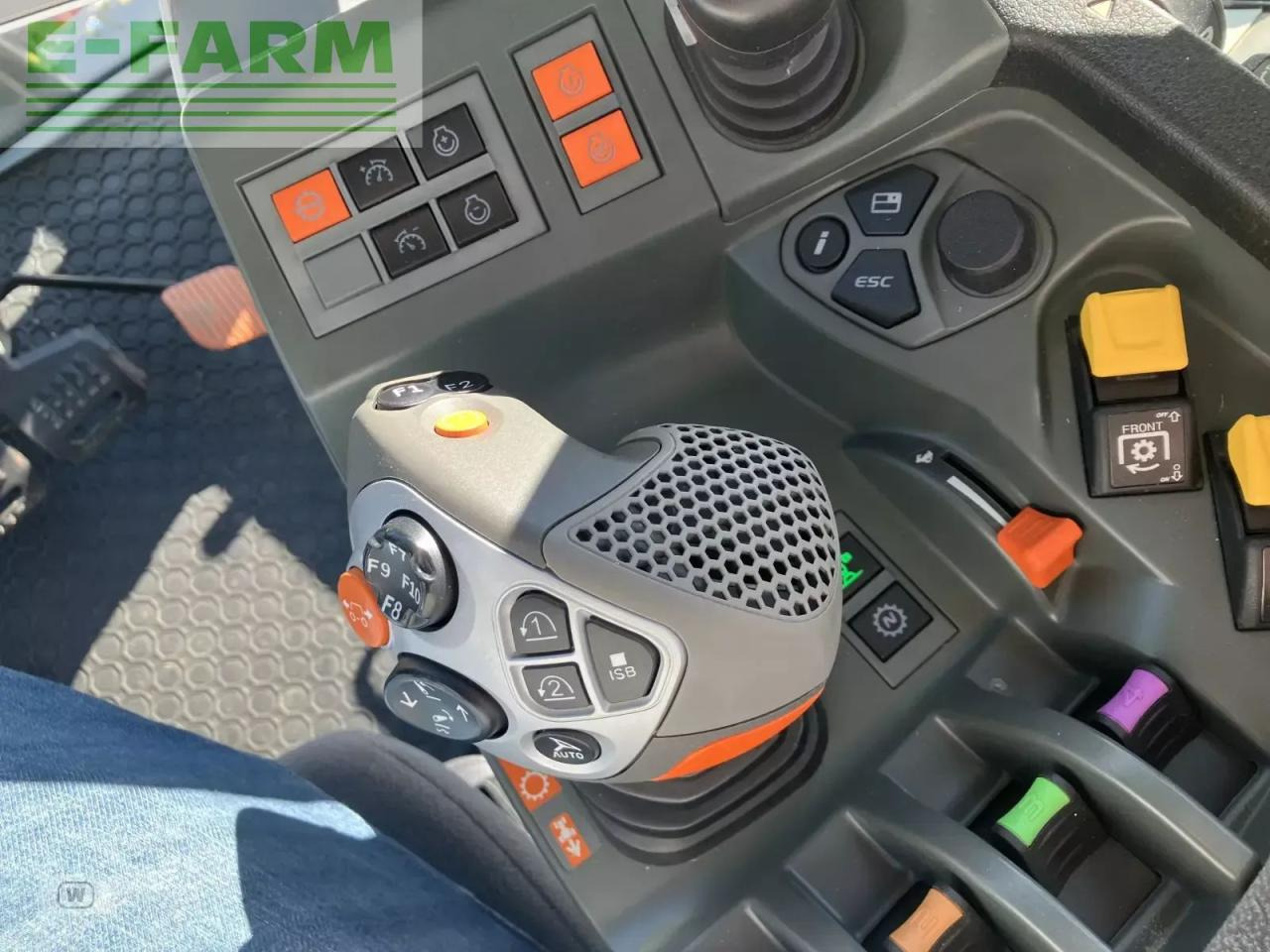 Tractor CLAAS arion 660 cmatic cebis CMATIC CEBIS