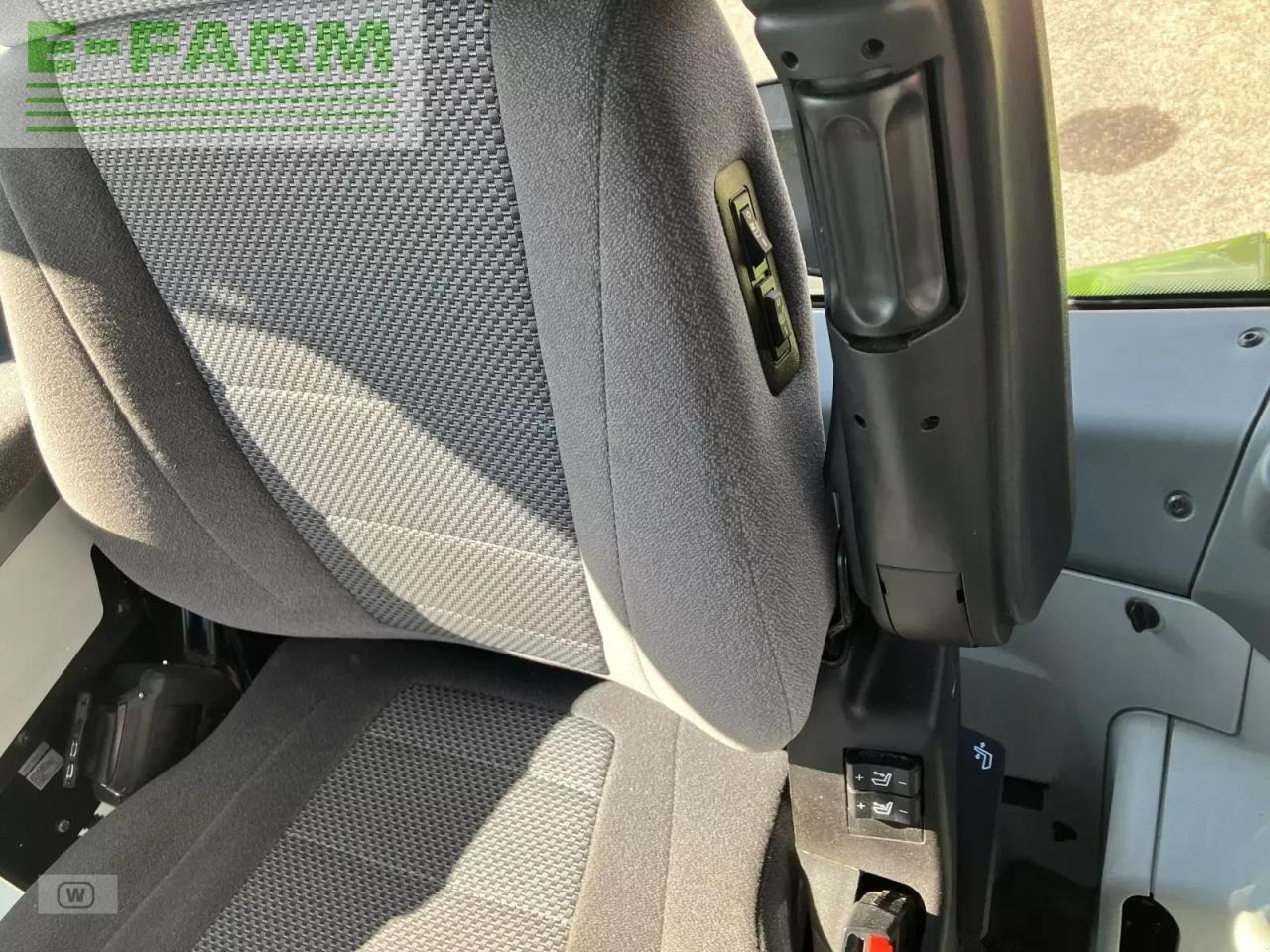 Tractor CLAAS arion 660 cmatic cebis CMATIC CEBIS