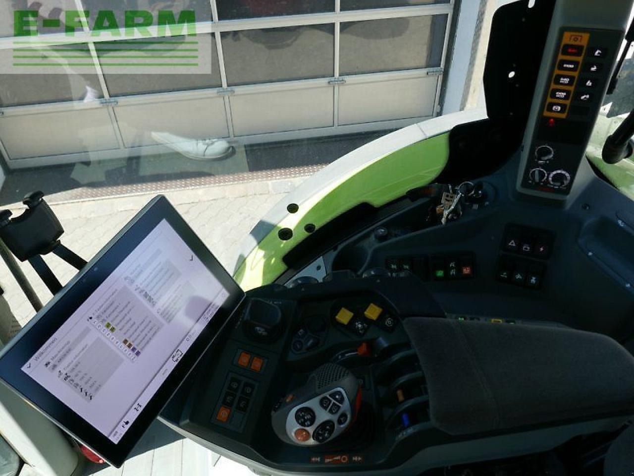 Tractor CLAAS arion 660 cmatic cebis CMATIC CEBIS