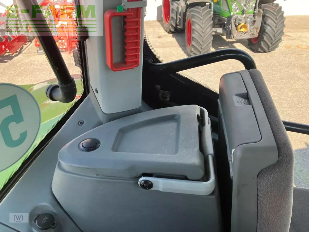 Tractor CLAAS arion 660 cmatic cebis CMATIC CEBIS