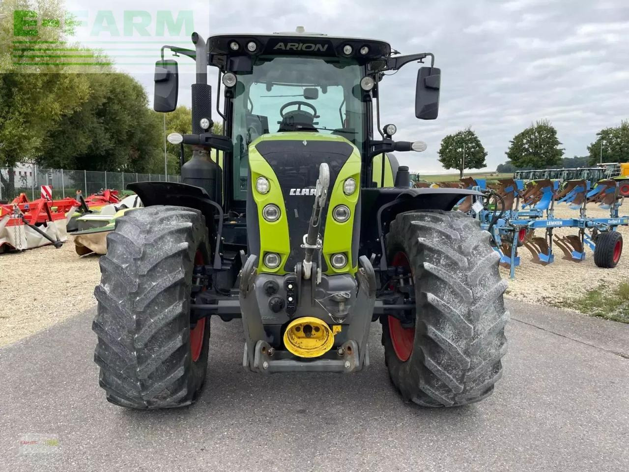 Tractor CLAAS arion 660 cmatic cebis preisreduziert CMATIC CEBIS