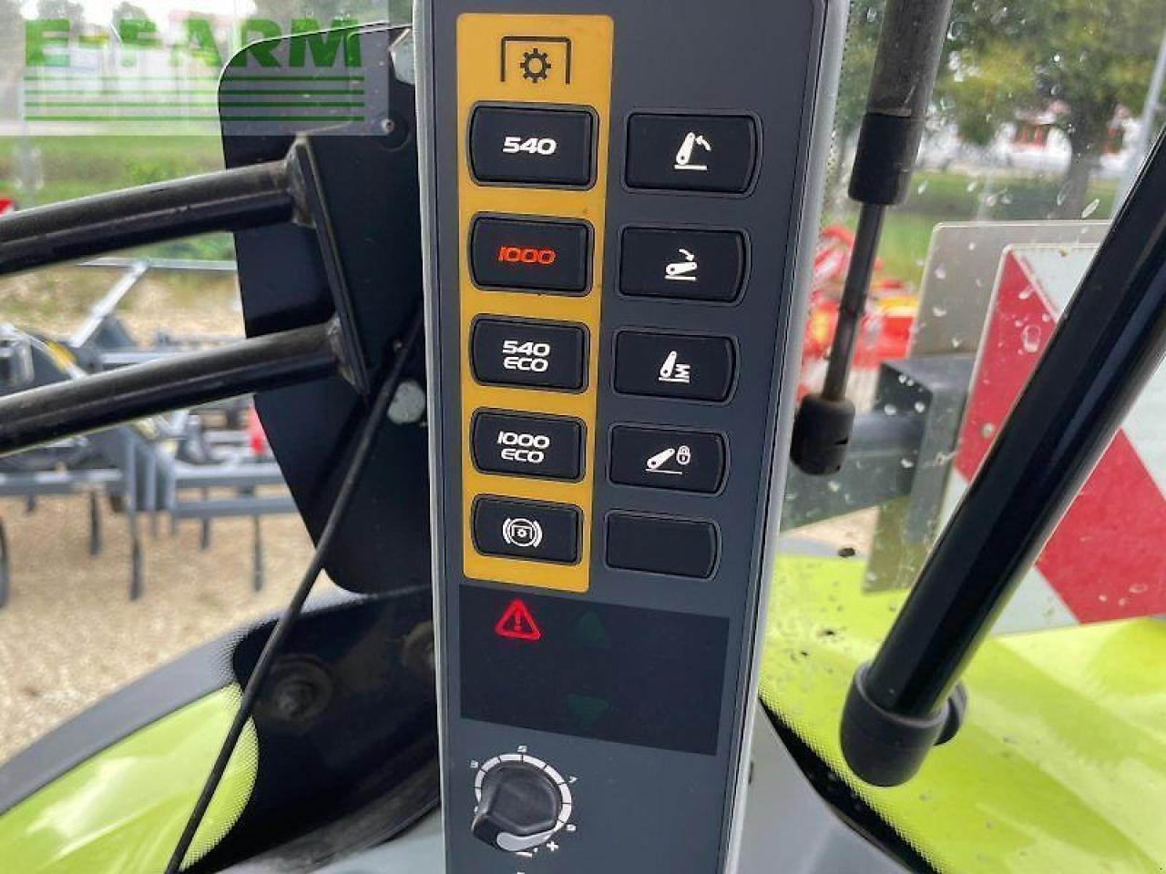 Tractor CLAAS arion 660 cmatic cebis preisreduziert CMATIC CEBIS