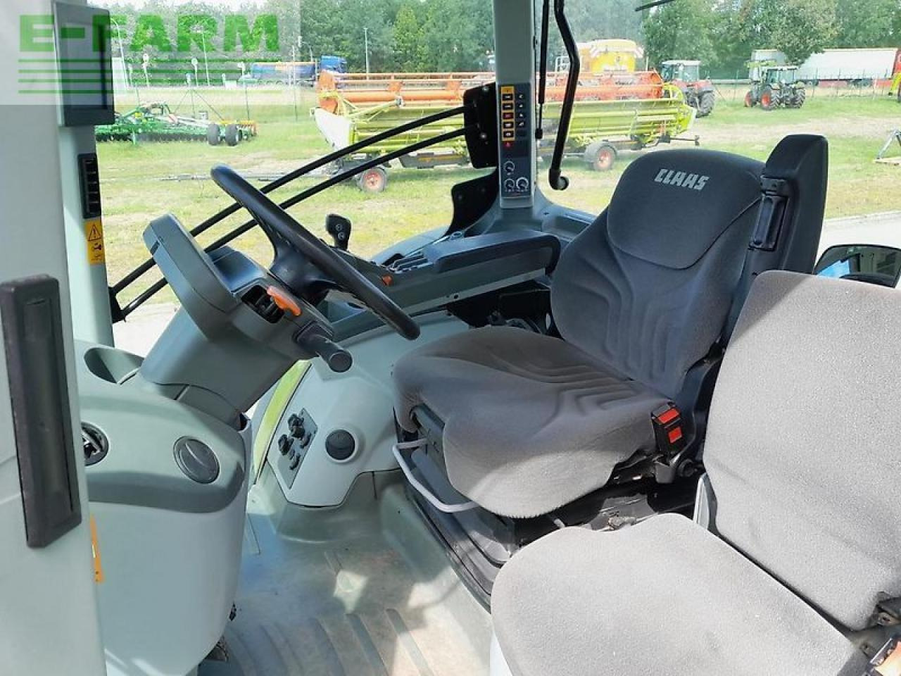 Tractor CLAAS arion 660 cmatic cis CMATIC CIS