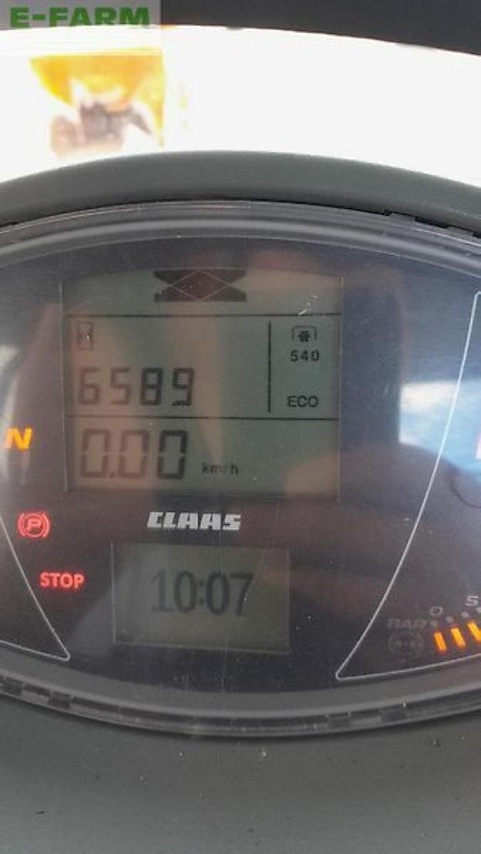 Tractor CLAAS arion 660 cmatic cis CMATIC CIS