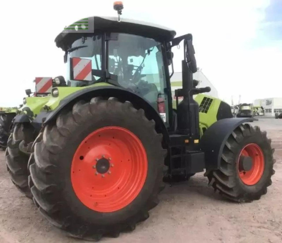 Tractor CLAAS arion 660 cmatic focus