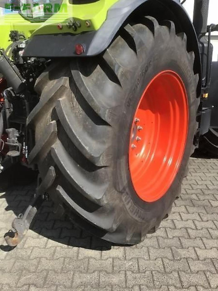 Tractor CLAAS arion 660 cmatic focus