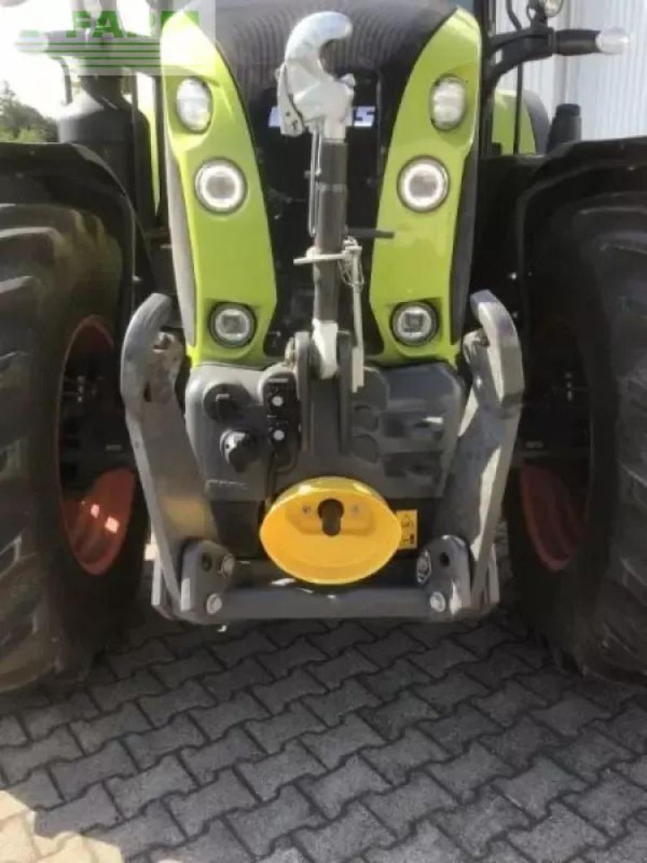 Tractor CLAAS arion 660 cmatic focus