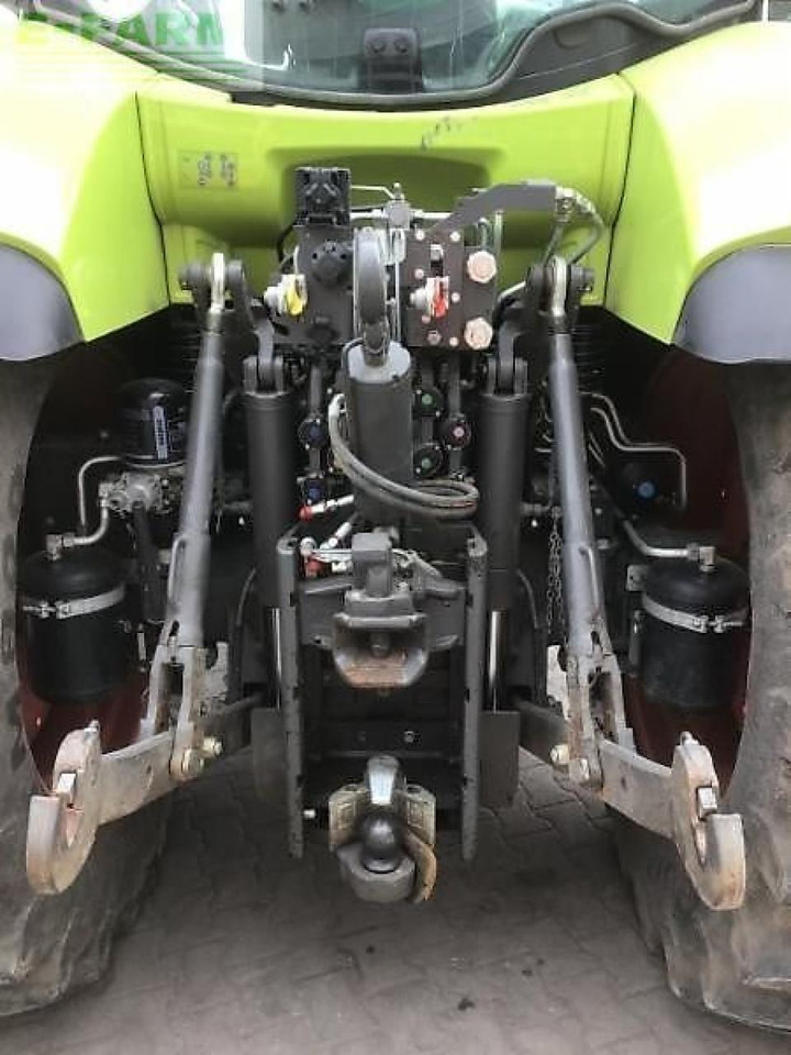 Tractor CLAAS arion 660 cmatic focus