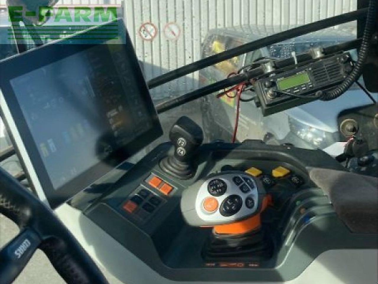 Tractor CLAAS arion 660 cmatic - st v first