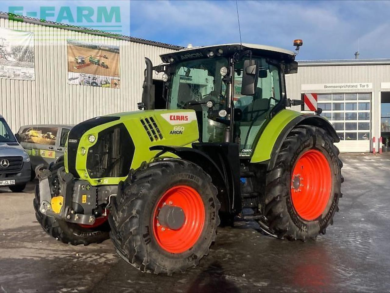 Tractor CLAAS arion 660 cmatic - st v first
