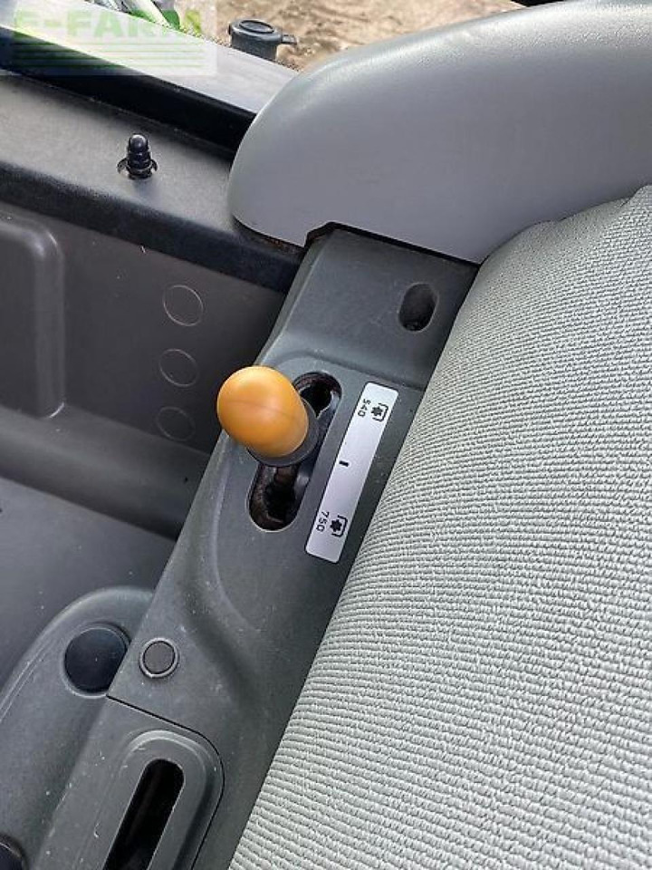 Tractor CLAAS atos 220 c