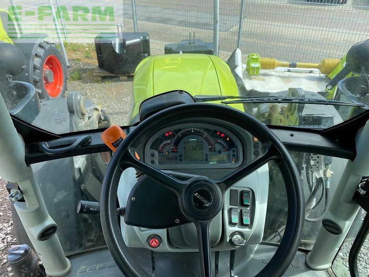 Tractor CLAAS atos 330