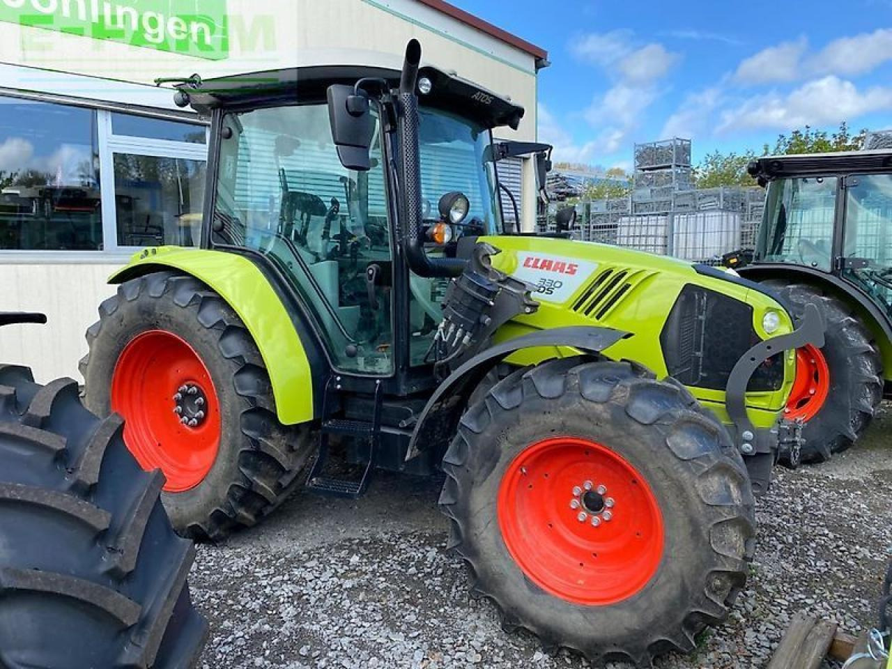 Tractor CLAAS atos 330