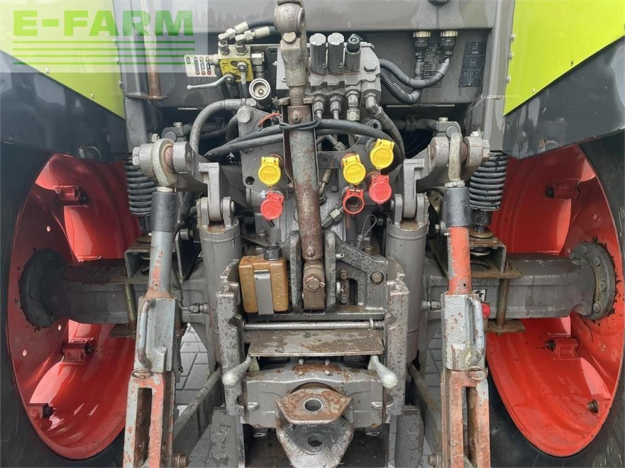 Tractor CLAAS atz 567