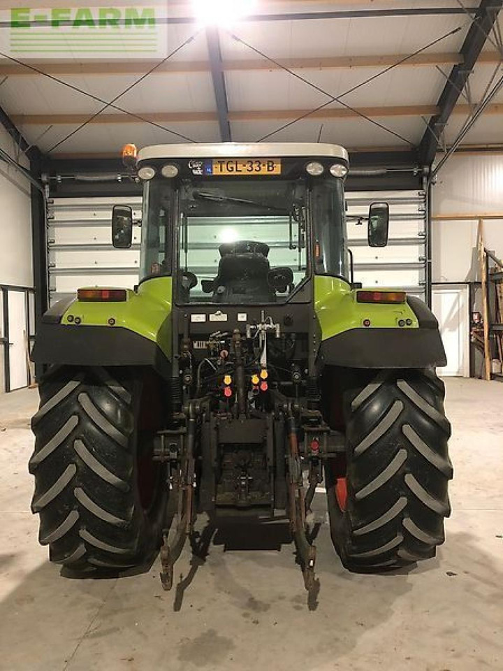 Tractor CLAAS atz 567